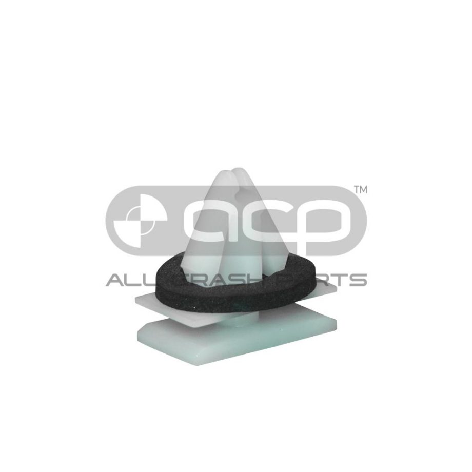 Clip Genuine suits Ford