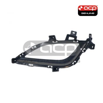 Front Bar Grille Passenger Side Genuine suits Hyundai i30 3 Door/Wagon 2/2013 to 1/2016