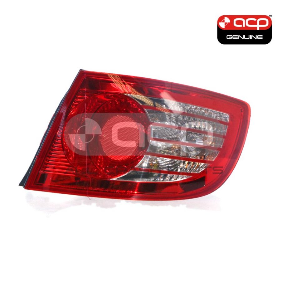 Tail Lamp Drivers Side Genuine Suits Hyundai Elantra XD 5 Door Hatch 10/2003 to 8/2006