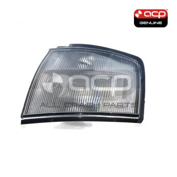 Front Park / Indicator Lamp Passenger Side Genuine Suits Mazda 121 Metro Dw DW 1996 to 2002