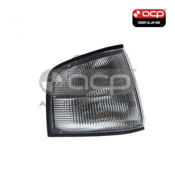 Front Park / Indicator Lamp Drivers Side Genuine suits