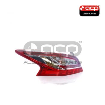 Red/Clear Tail Lamp Passenger Side Genuine Suits Nissan Altima L33 2013 to 2017
