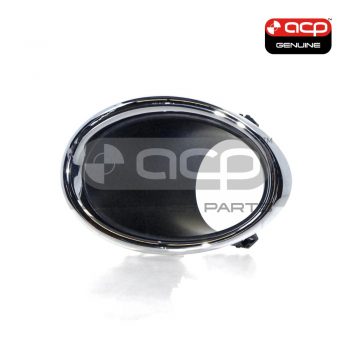 Front Bar Grille With Fog Light Mount Passenger Side Genuine Suits Nissan Qashqai Ti J11 6/2014 to 9/2017