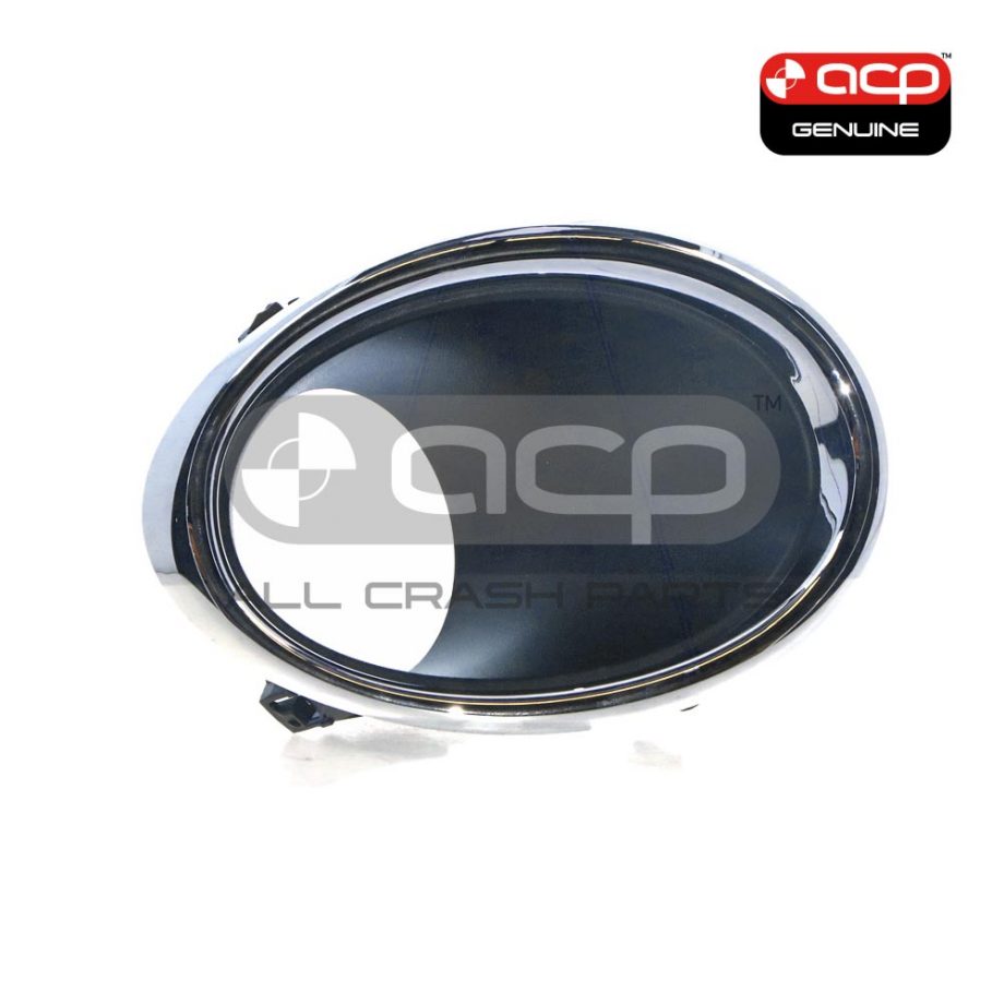 Front Bar Grille With Fog Light Mount Drivers Side Genuine Suits Nissan Qashqai Ti J11 6/2014 to 9/2017