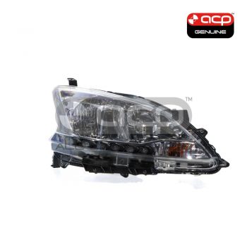 Halogen Head Lamp Drivers Side Genuine Suits Nissan Pulsar ST-L B17 2012 to 2017