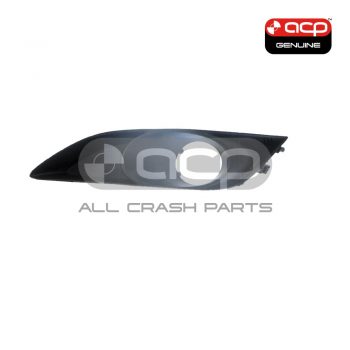Front Bar Grille With Fog Light Mount Passenger Side Genuine Suits Toyota Corolla ZRE152R Hatch 3/2007 to 10/2009