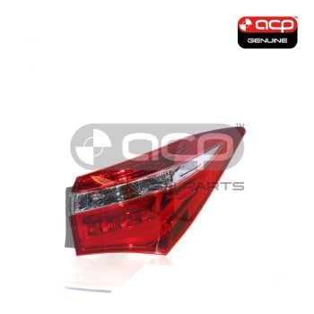 Red/Clear Tail Lamp Drivers Side Genuine Suits Toyota Corolla ZRE172R 2013 to 2019