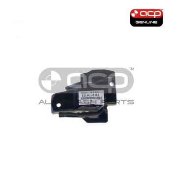 Front Bar Bracket Passenger Side Genuine suits Toyota