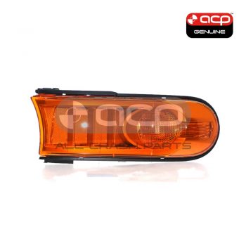 Front Park / Indicator Lamp Passenger Side Genuine Suits Toyota FJ Cruiser GSJ15R 2010 to 2016