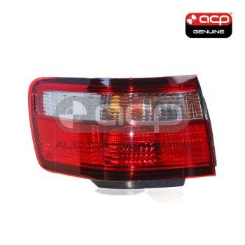 Red/Clear Tail Lamp Passenger Side Genuine Suits Toyota Camry MCV20R/SXV20R 1997 to 2002