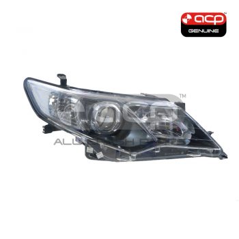 Halogen Head Lamp Drivers Side Genuine Suits Toyota Camry AVV50R 2012 to 2015