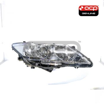 Halogen Head Lamp Drivers Side Genuine Suits Toyota Aurion GSV50R 2012 to 2017