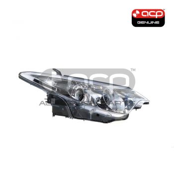 Head Lamp Drivers Side Genuine Suits Toyota Tarago ACR50R 1/2006 to 12/2008