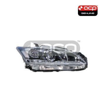 Halogen Head Lamp Drivers Side Genuine Suits Lexus CT200H ZWA10R 2010 to 2011