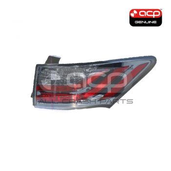 Tail Lamp Drivers Side Genuine Suits Lexus CT200H ZWA10R 2013 to 2017