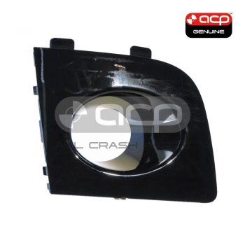 Front Bar Grille With Fog Light Mount Driver Side Genuine Suits Subaru Impreza GD/GG Sedan/Hatch 9/2005 to 9/2008