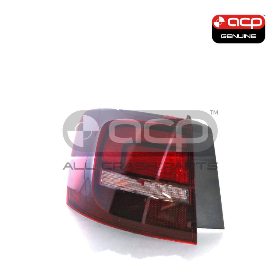 Tinted Tail Lamp Passenger Side Genuine Suits Volkswagen Jetta 1B 2015 to 2017