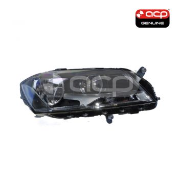 Head Lamp Drivers Side OES suits Volkswagen Passat 2011 to 2015