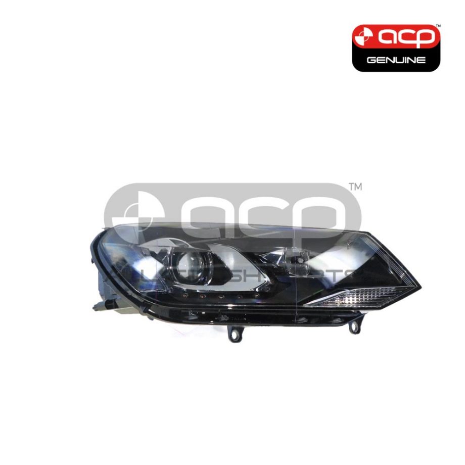 Xenon Head Lamp Driver Side Genuine Suits Volkswagen Touareg 7P 7/2011 to 7/2015